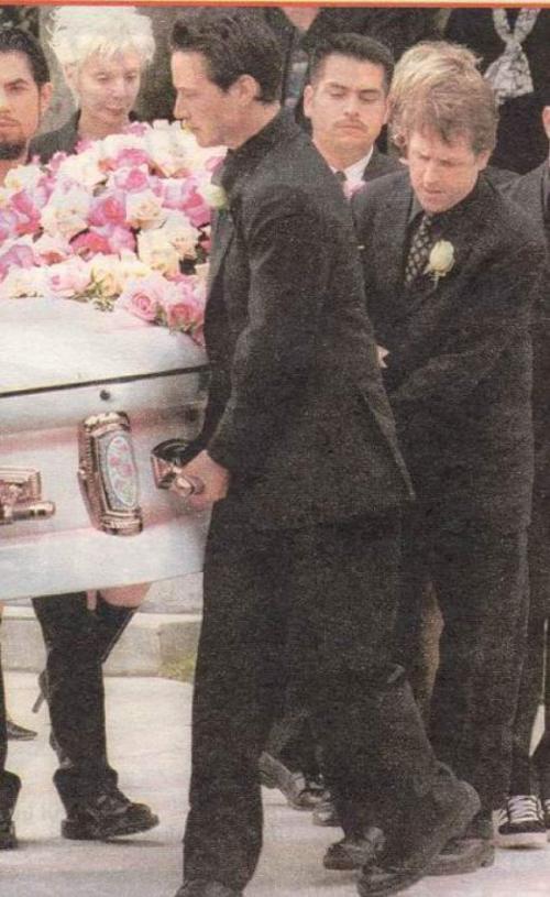 Знаменитости, у которых погибли дети