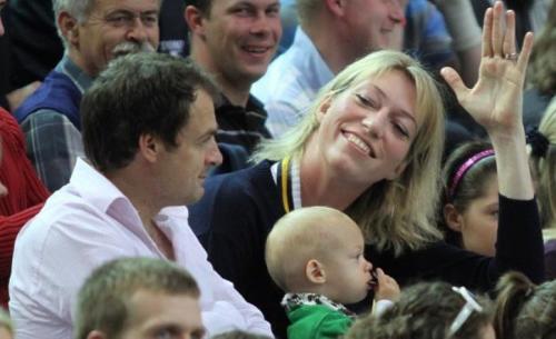 Самые маленькие и самые высокие люди современности