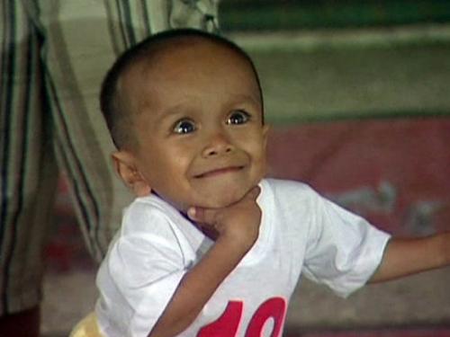 Самые маленькие и самые высокие люди современности