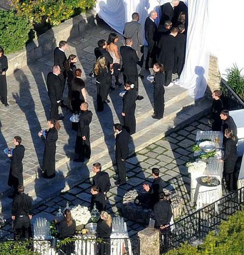 Певица Ферджи вышла замуж