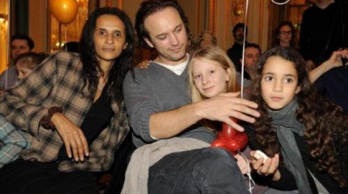 Как выглядят жены и подруги секс-символов Голливуда