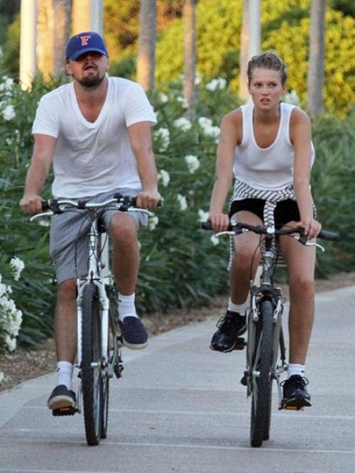 Как выглядят жены и подруги секс-символов Голливуда