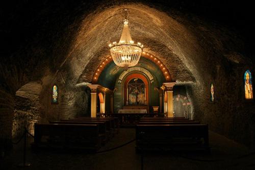 Соляной город раскинулся на глубине 327 метров