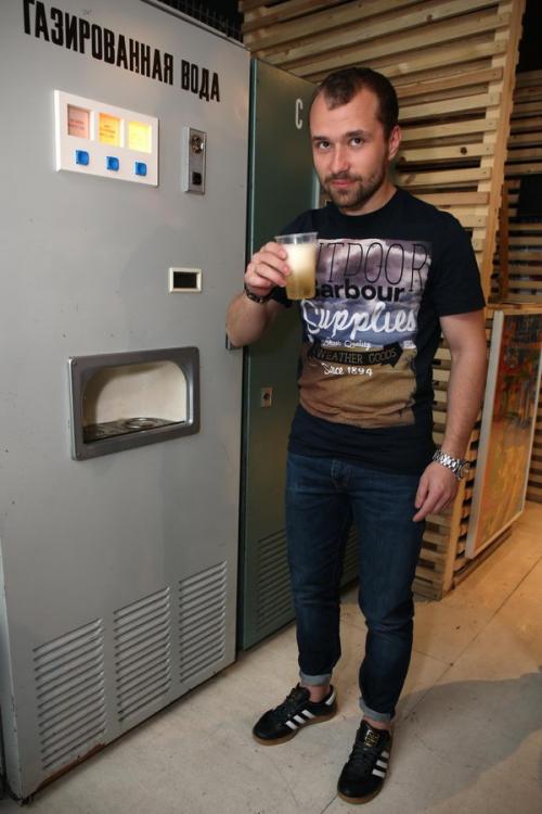 Актеры «Восьмидесятых» вернулись в 80-е