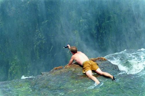 Экстремальное омовение в  «Купели дьявола»