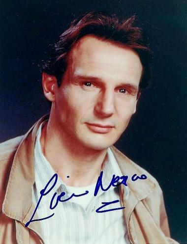 Автографы самых знаменитых актеров Голливуда