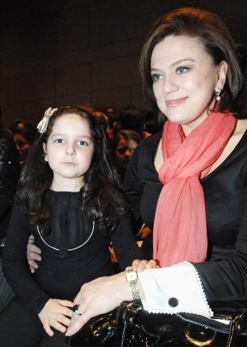 Матери-одиночки российского шоу-бизнеса