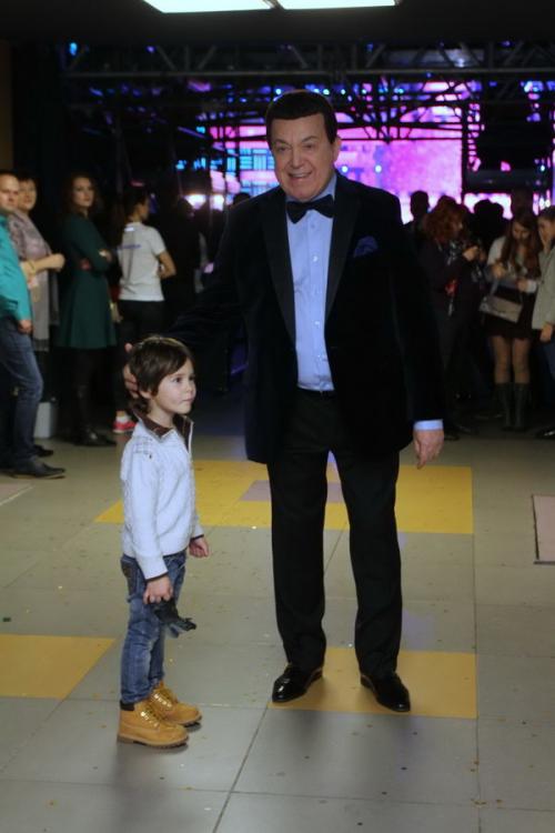 «Песня года» «развела» Веру Брежневу и Константина Меладзе