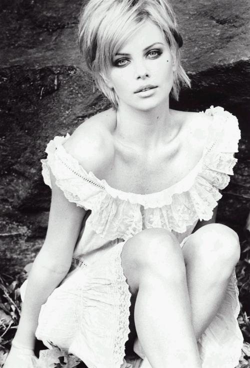 Неизвестные фото известных людей, которые привлекут ваше внимание