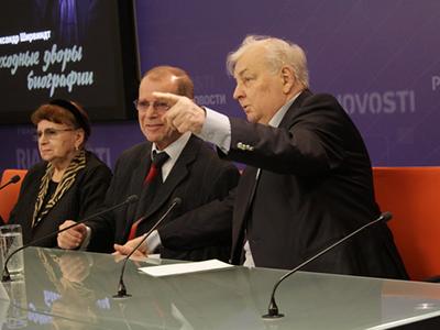 Александр Ширвиндт написал книгу о любви