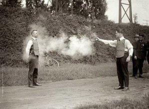 10 странных исторических фотографий, требующих объяснения