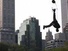 Британский иллюзионист завис на три дня над Нью-Йорком