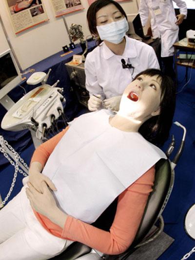 Роботы захватили Японию