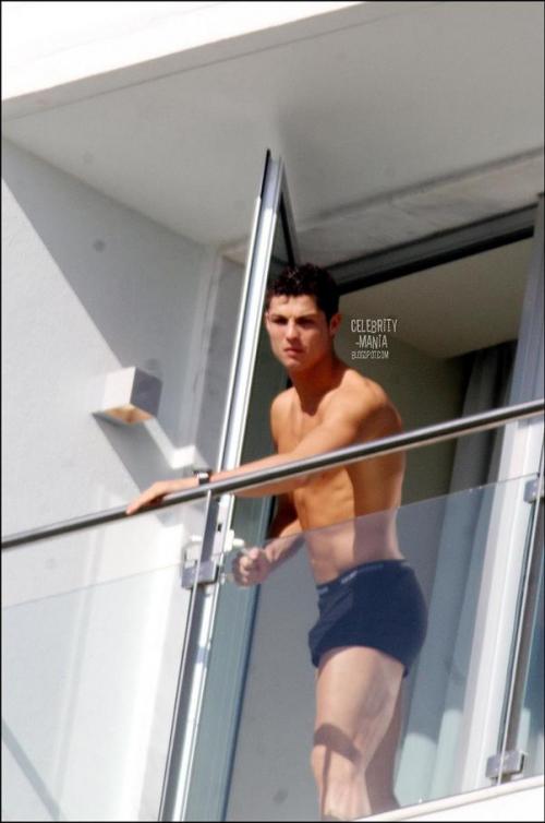 Недоброе утро: знаменитости спросонья…