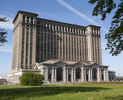 Самые странные железнодорожные станции в мире