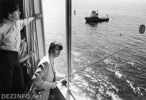 Редчайшие фотографии знаменитостей.Часть 4