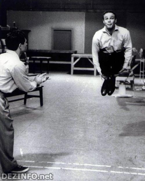 Редчайшие фотографии знаменитостей.Часть 4