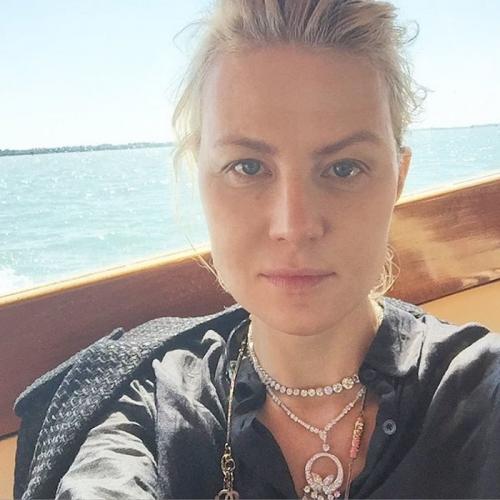 Обман «на лицо»: российские звёзды без макияжа