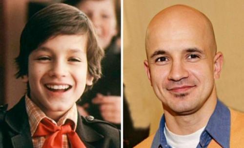 Звезды, которых невозможно узнать на детских фотографиях