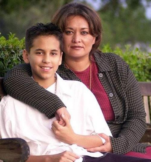 Внебрачные дети звезд, которых не признают их знаменитые отцы