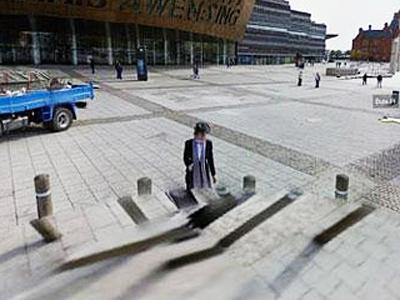 Самые странные уличные фото, снятые Google Street View