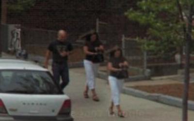 Самые странные уличные фото, снятые Google Street View