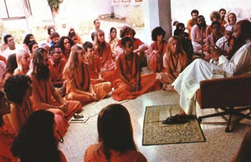 Самосожжения, убийства, жертвоприношения: самые жуткие секты мира