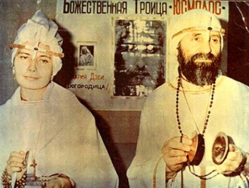 Самосожжения, убийства, жертвоприношения: самые жуткие секты мира