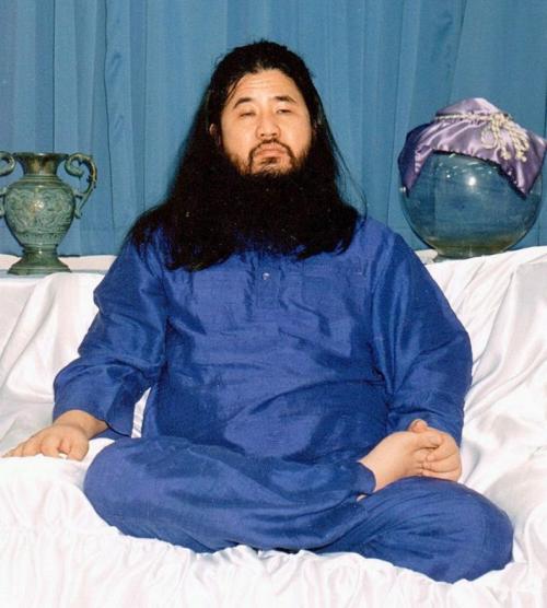 Самосожжения, убийства, жертвоприношения: самые жуткие секты мира