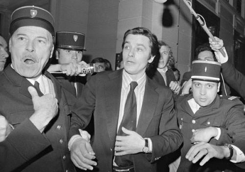 Звезды и мафия: знаменитости, связанные с криминалом