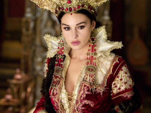 10 самых сексуальных кинозлодеек