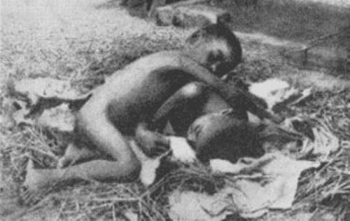 Ошеломительные истории о детях, выросших среди животных