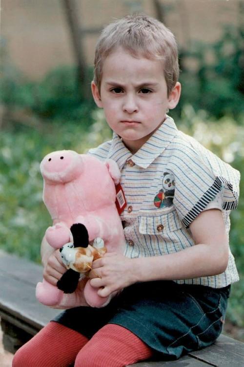 Ошеломительные истории о детях, выросших среди животных