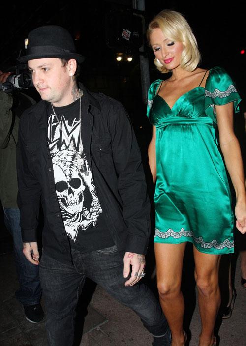 Пэрис Хилтон отрепетировала беременность