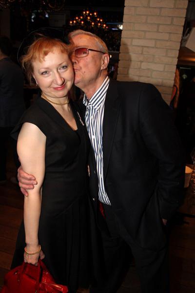 Никас Сафронов устроил публичный день рождения