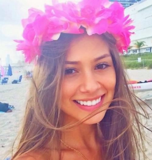 Самые знаменитые футболисты ЧМ 2014: чьи жены и подруги красивее