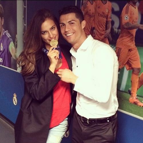 Самые знаменитые футболисты ЧМ 2014: чьи жены и подруги красивее