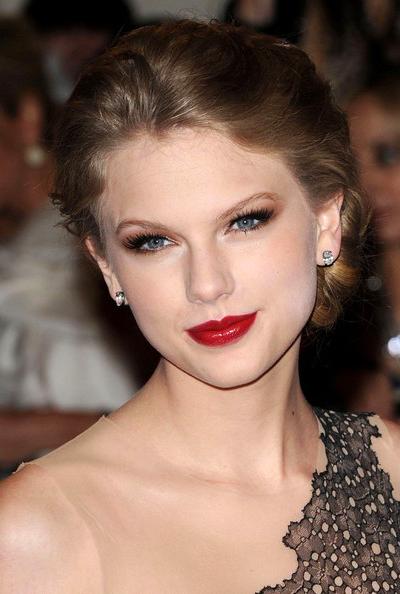 Топ-50 самых популярных поисковых знаменитостей