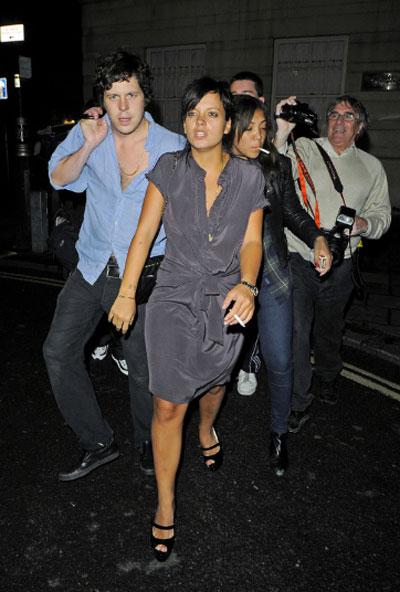 Британская певица победила в кулачном бою