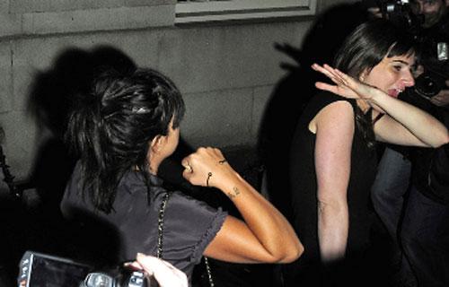 Британская певица победила в кулачном бою