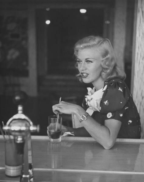 Редкие фотографии юных знаменитостей. часть 9