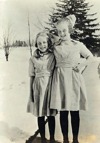 Редкие фотографии юных знаменитостей. часть 9