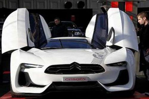 В Чикаго открылся международный автосалон