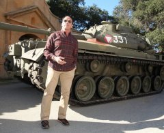 На что тратят свои миллионы знаменитости?