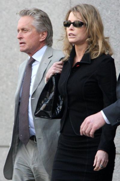 Топ-10 самых дорогих звездных разводов