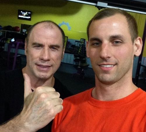 Облысевшие знаменитости, пойманные папарацци без париков