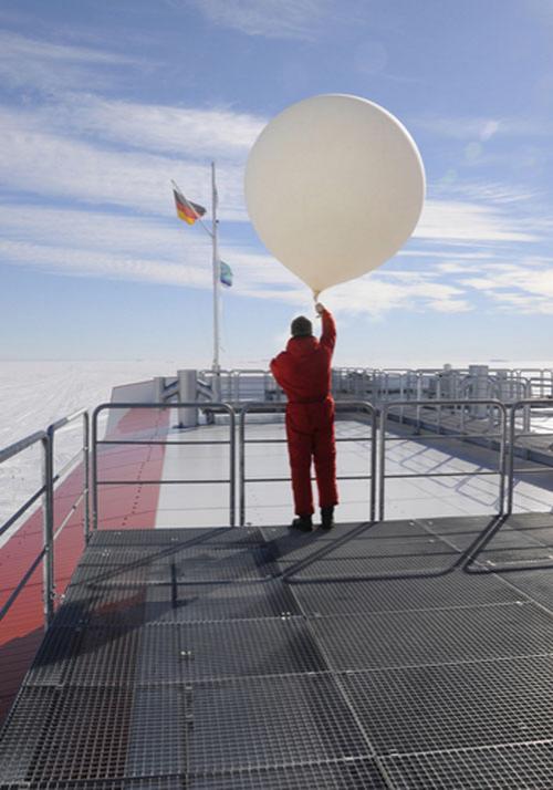 В ледяной пустыне появился немецкий хай-тек