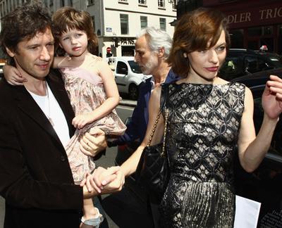 Имена звездных детишек: как родители до этого додумались