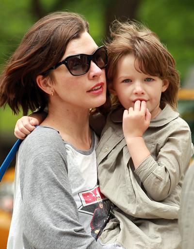 Имена звездных детишек: как родители до этого додумались