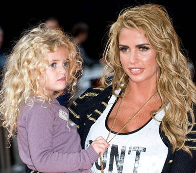 Имена звездных детишек: как родители до этого додумались